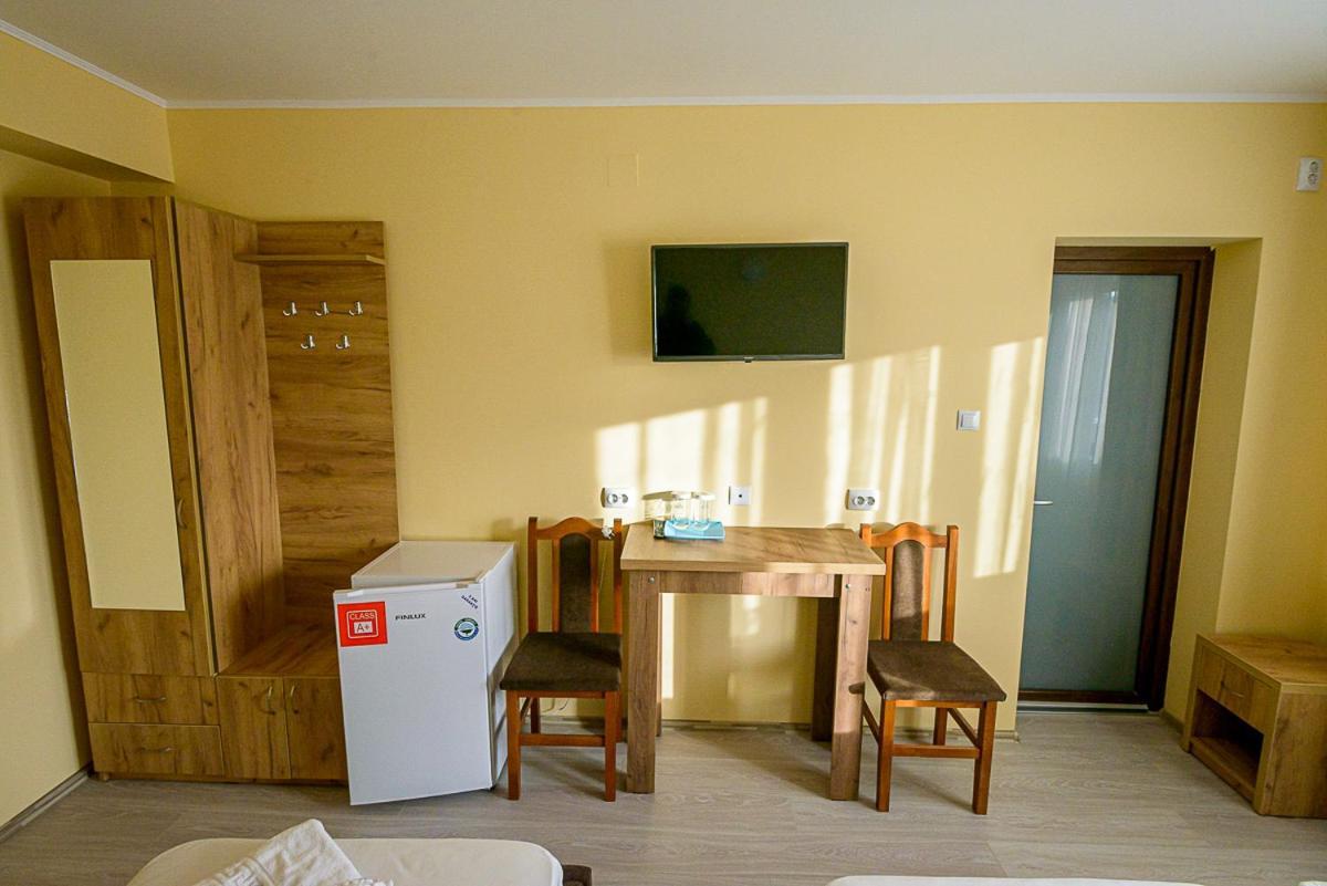 Hotel Casa Domneasca Riana Piteszti Zewnętrze zdjęcie